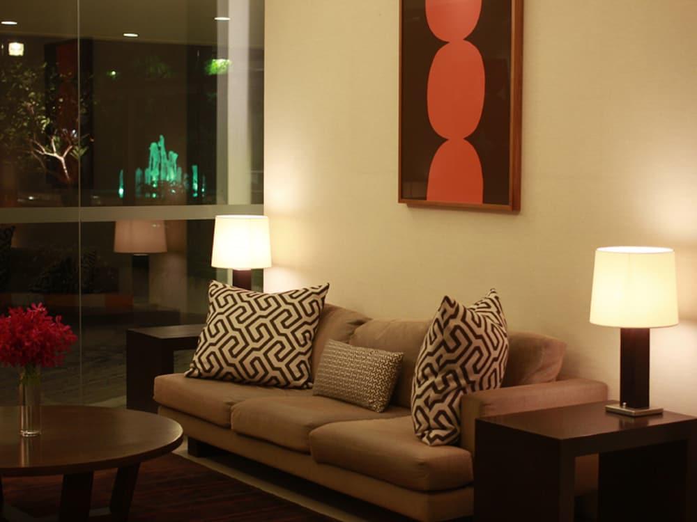 Bangna Pride Hotel & Residence Bangkok Exterior foto